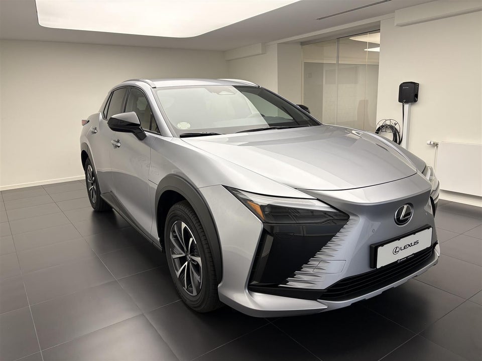 Lexus RZ300e Executive 5d
