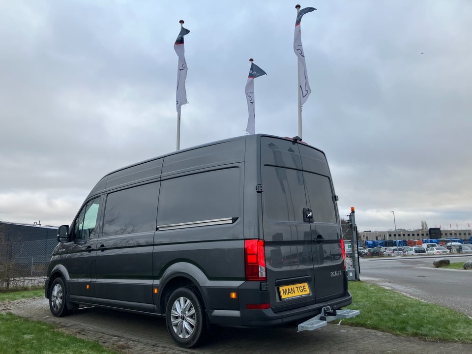 MAN TGE 2,0 3.180 Kassevogn L3H3 aut. FWD