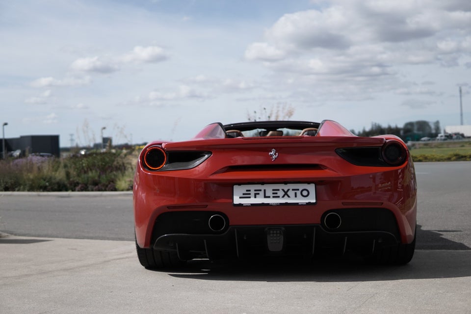 Ferrari 488 Spider 3,9 DCT 2d