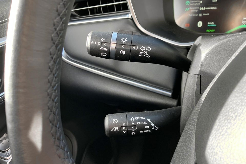 MG Marvel R Performance 5d