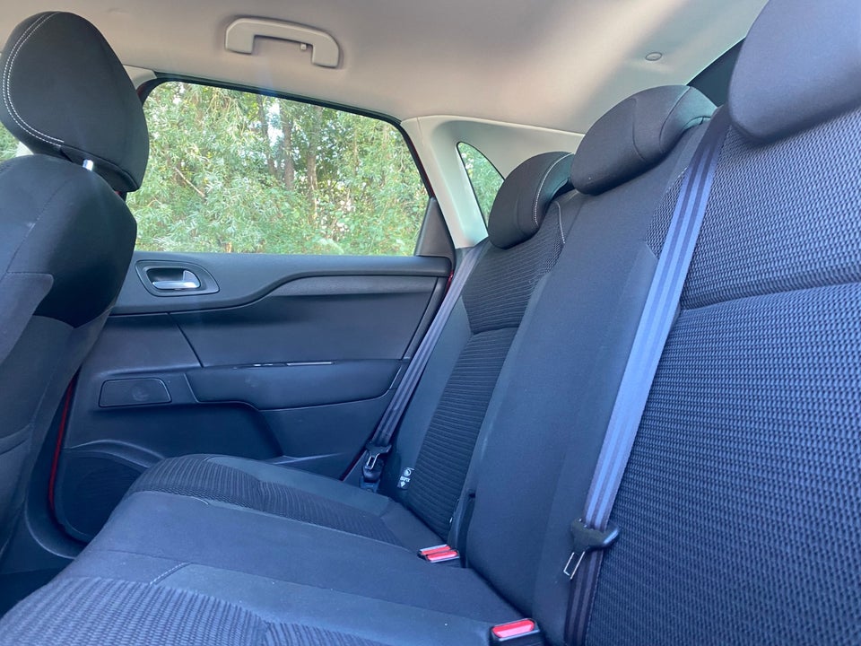 Citroën C4 1,2 PureTech 110 Feel 5d
