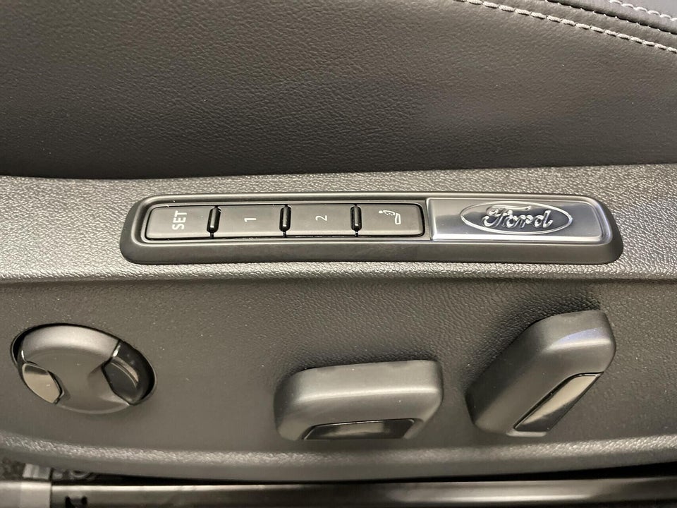 Ford Capri 77 Select Extended Range 5d