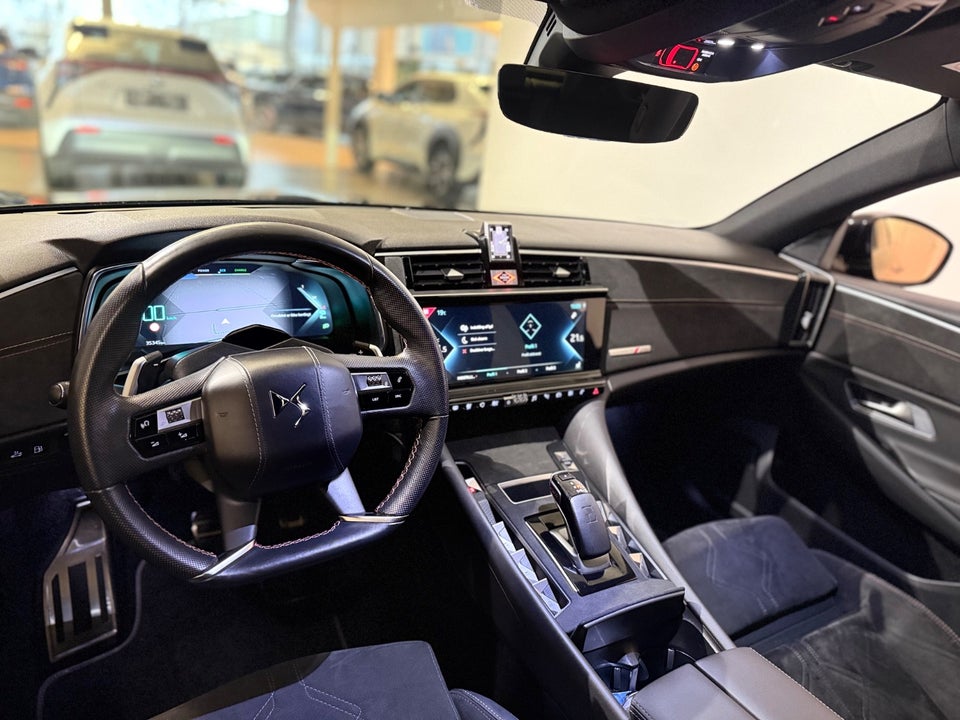 DS DS 9 1,6 E-Tense Performance Line+ EAT8 4d