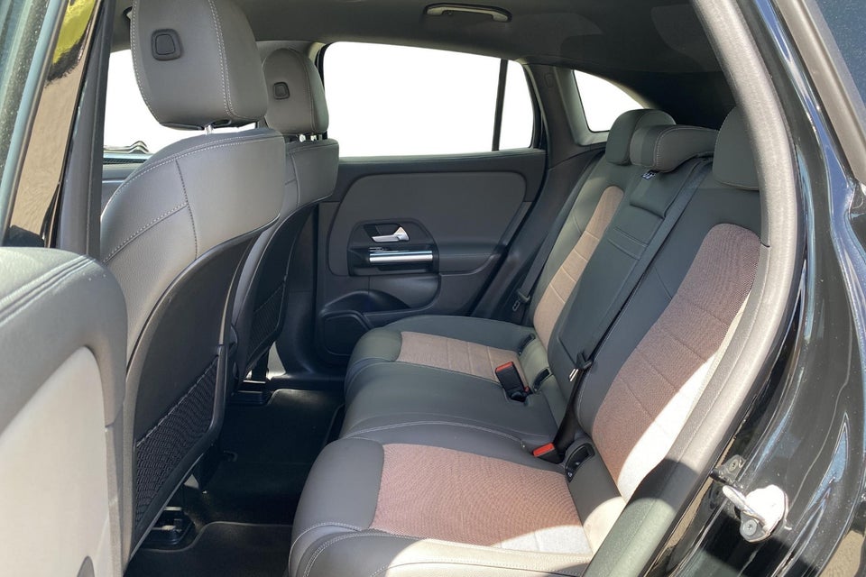 Mercedes EQA250+ 5d