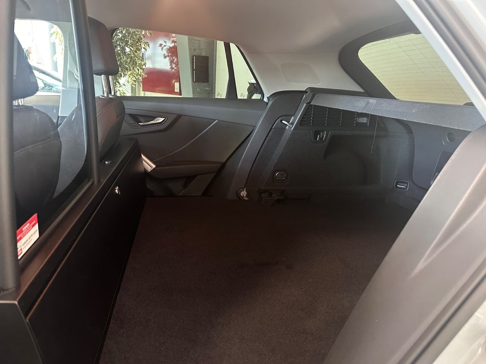 Audi Q2 35 TFSi Prestige S-tr. Van 5d