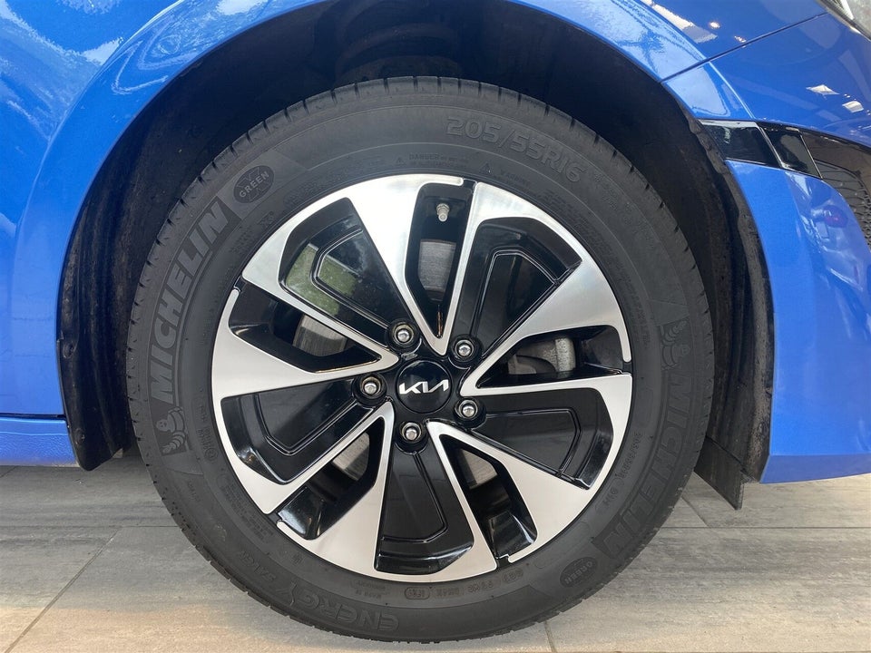 Kia Ceed 1,6 PHEV Prestige SW DCT 5d