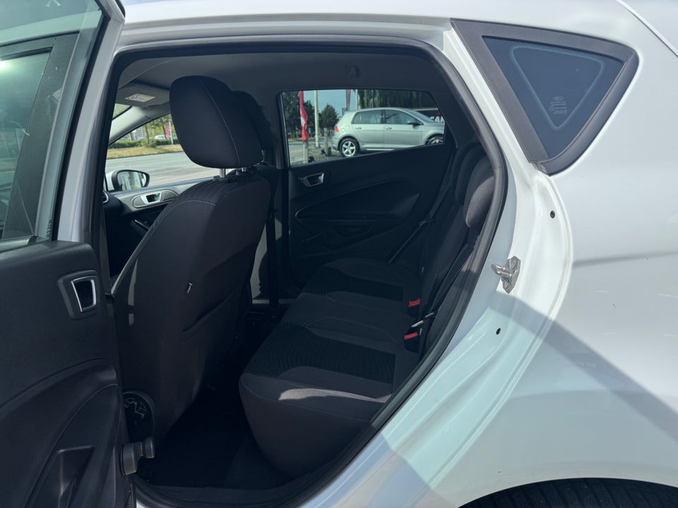 Ford Fiesta 1,0 65 Titanium 5d