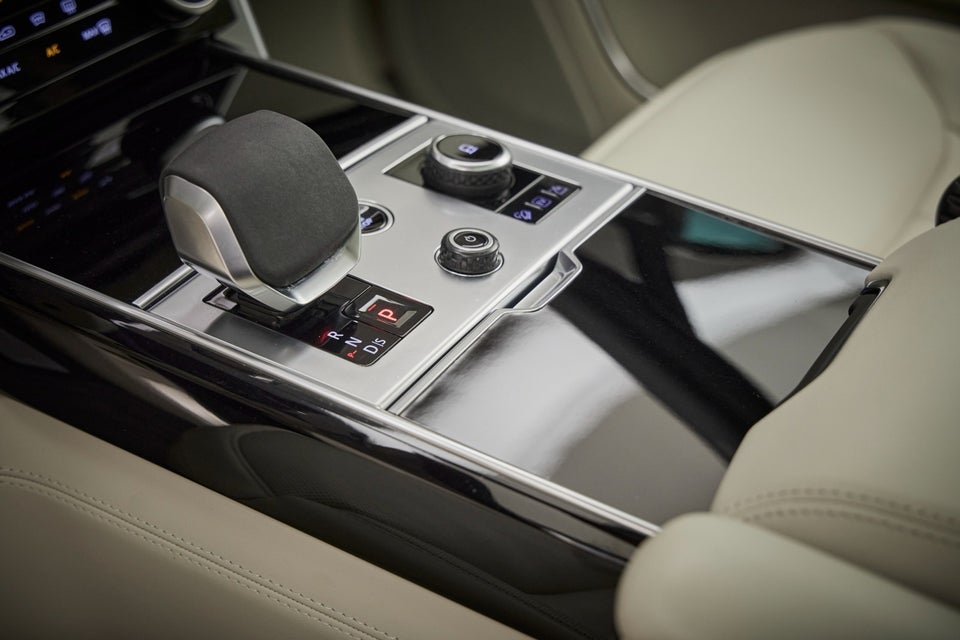 Land Rover Range Rover 3,0 P440e Autobiography aut. LWB 5d