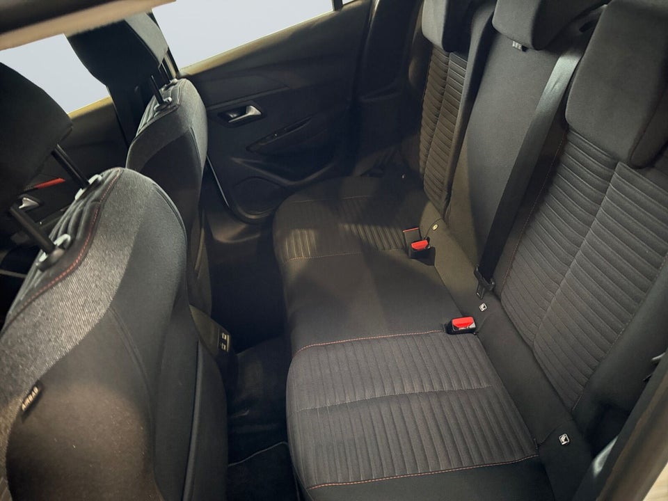 Peugeot e-208 50 Active Pack 5d