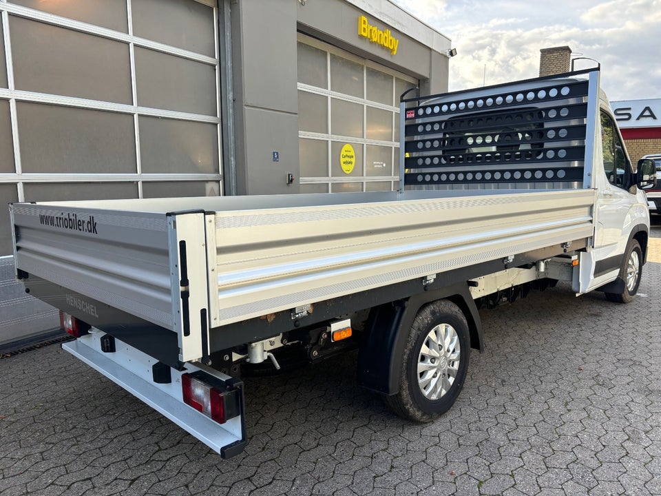 Maxus e-Deliver 9 65 L3 Chassis 2d