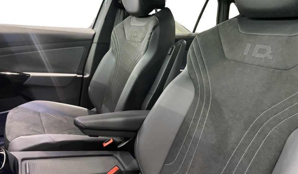 VW ID.4 77 Pro 5d
