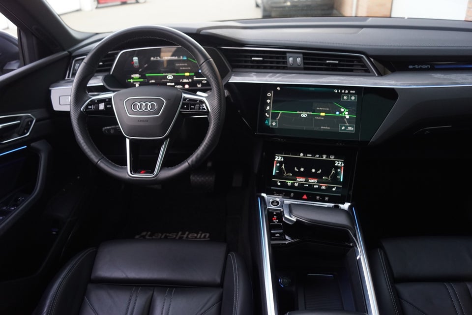 Audi e-tron 55 S-line quattro 5d