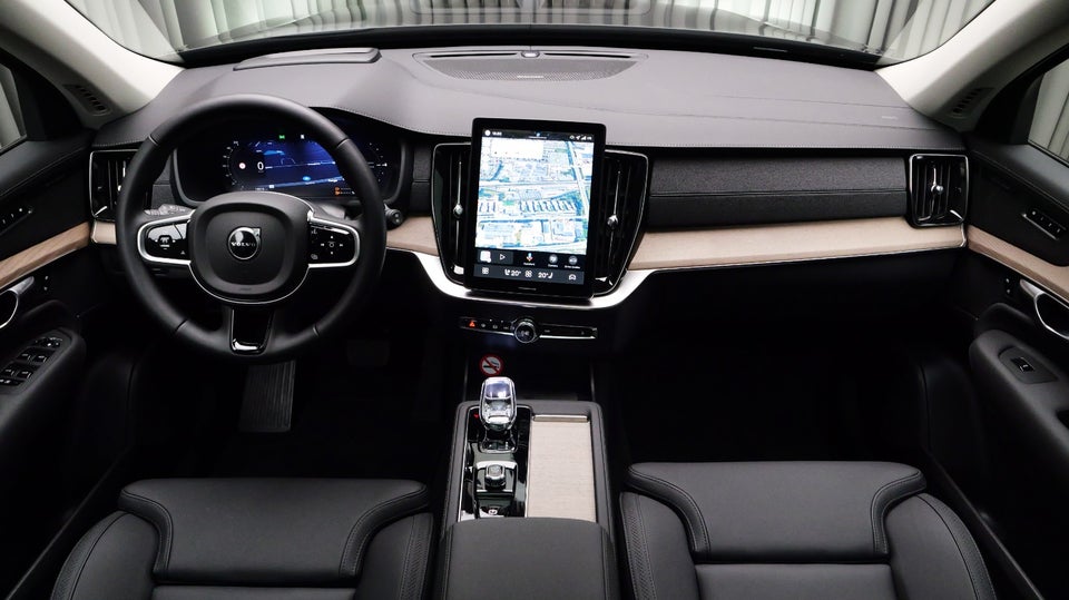 Volvo XC90 2,0 T8 ReCharge Ultra Dark aut. AWD 7prs 5d