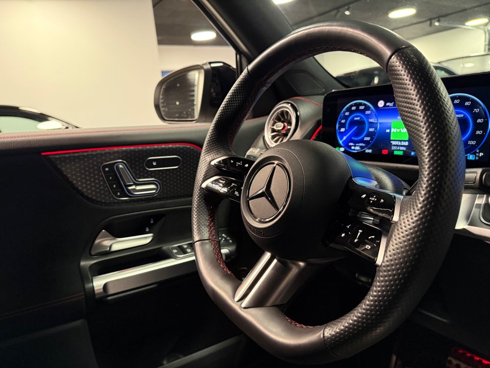 Mercedes EQB350 AMG Edition 4Matic Van 5d