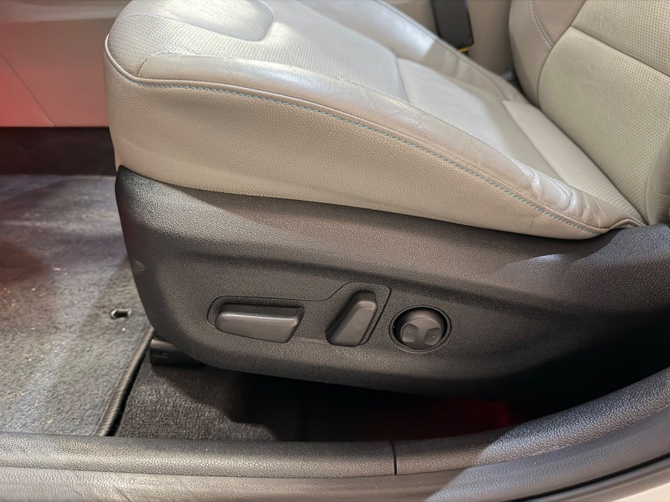 Kia Niro 1,6 HEV Advance DCT 5d