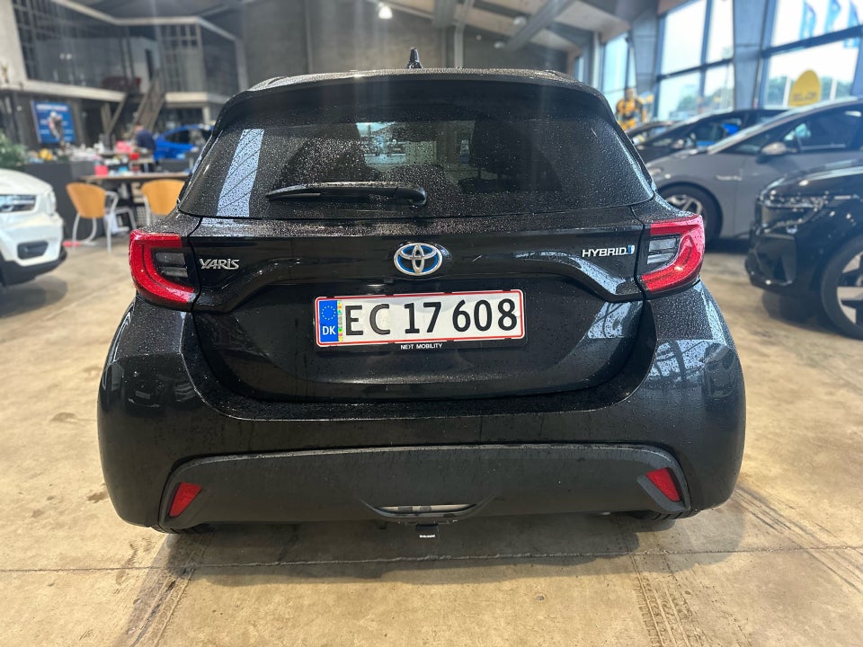 Toyota Yaris 1,5 Hybrid H3 Smart e-CVT 5d