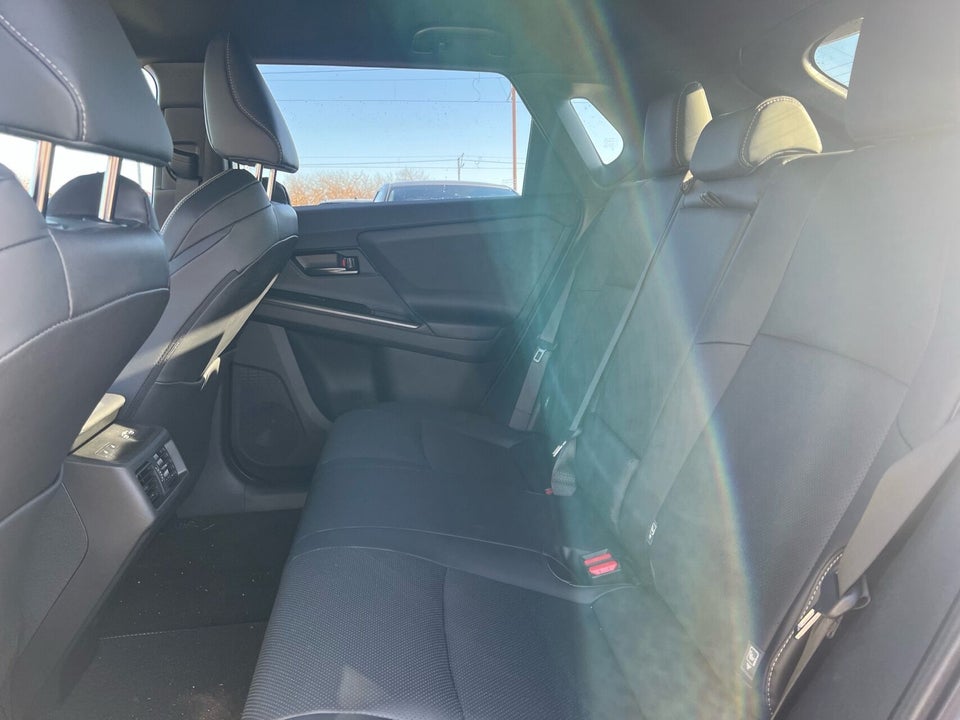 Toyota bZ4X 73 Executive 5d