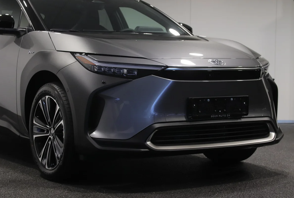Toyota bZ4X Executive Premium 5d
