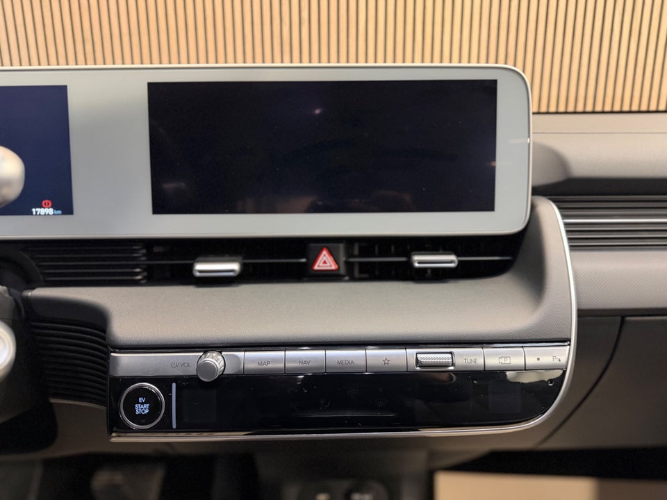 Hyundai Ioniq 5 77 Essential 5d