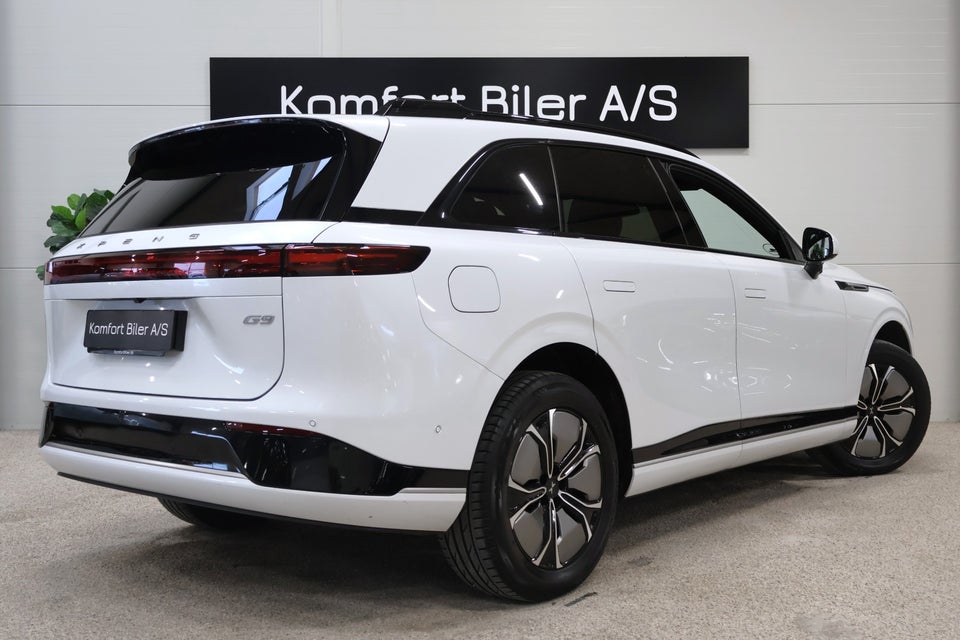 Xpeng G9 Standard Range 5d