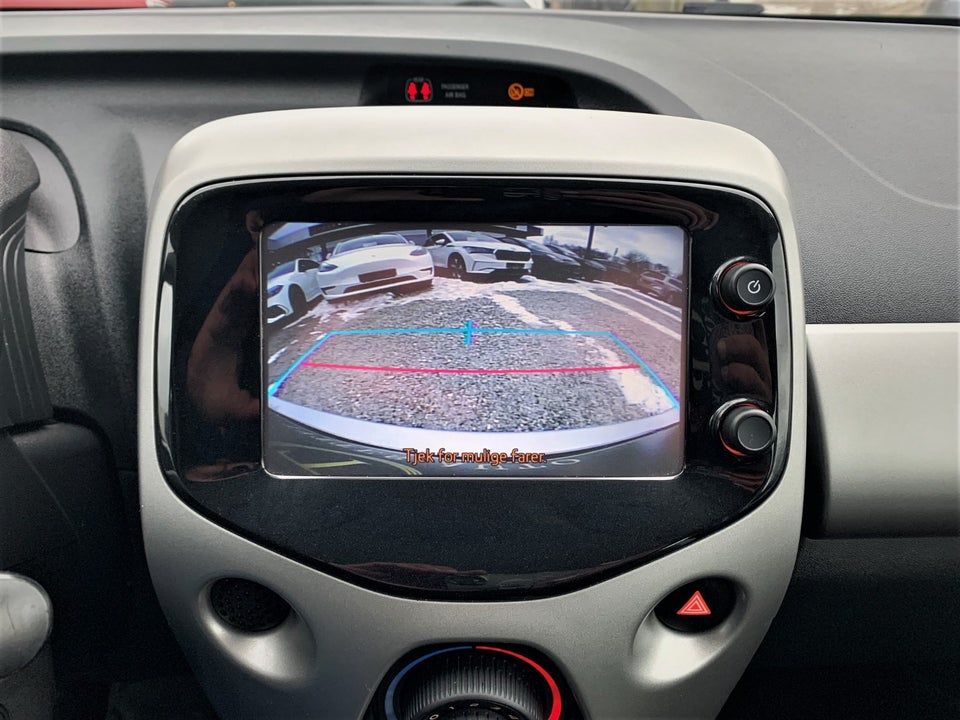 Toyota Aygo 1,0 VVT-i x-touch 5d