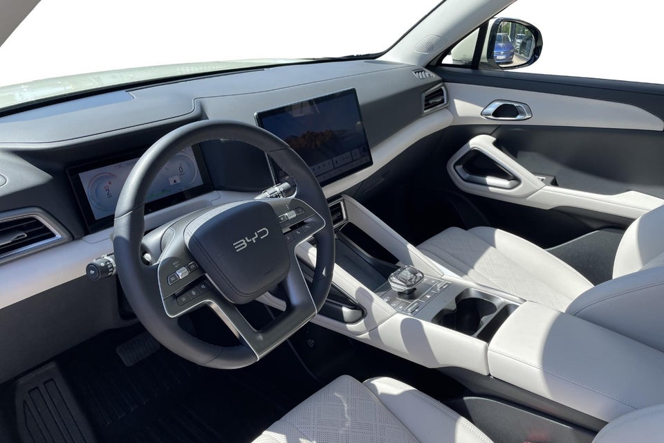 BYD Atto 2 46 Boost 5d