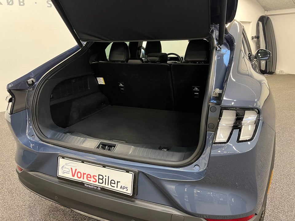 Ford Mustang Mach-E 98 Extended Range 5d