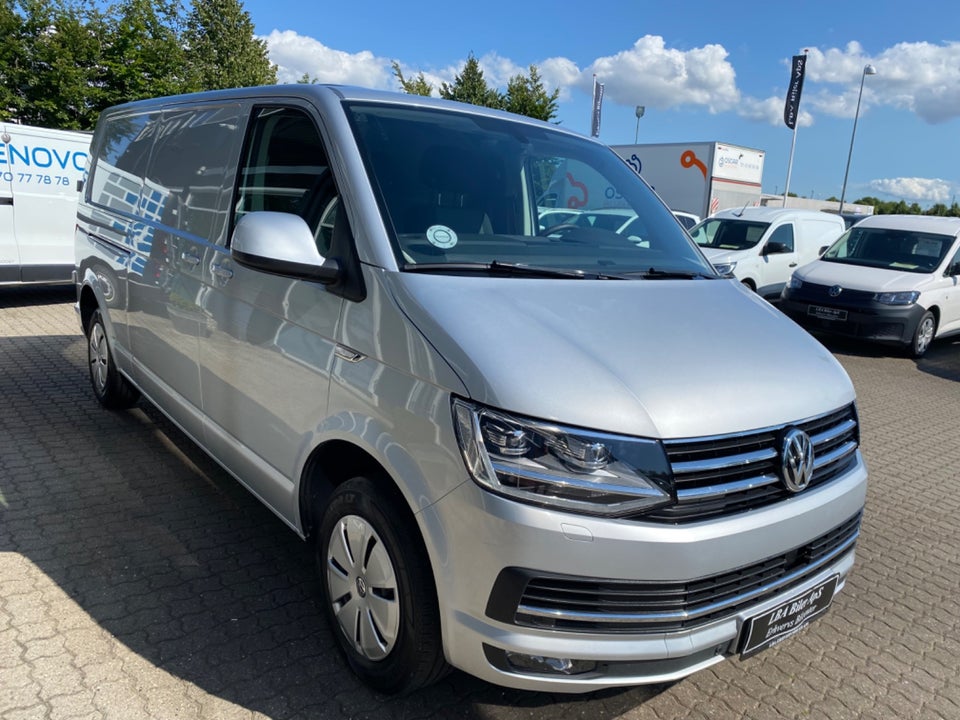 VW Transporter 2,0 TDi 150 Kassevogn DSG lang