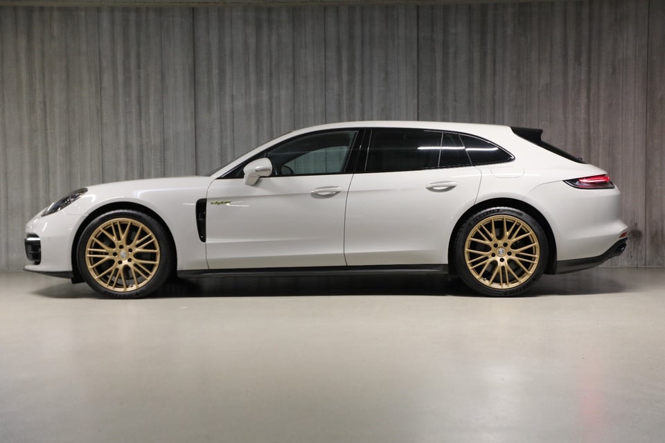 Porsche Panamera 4 2,9 E-Hybrid Sport Turismo PDK 5d