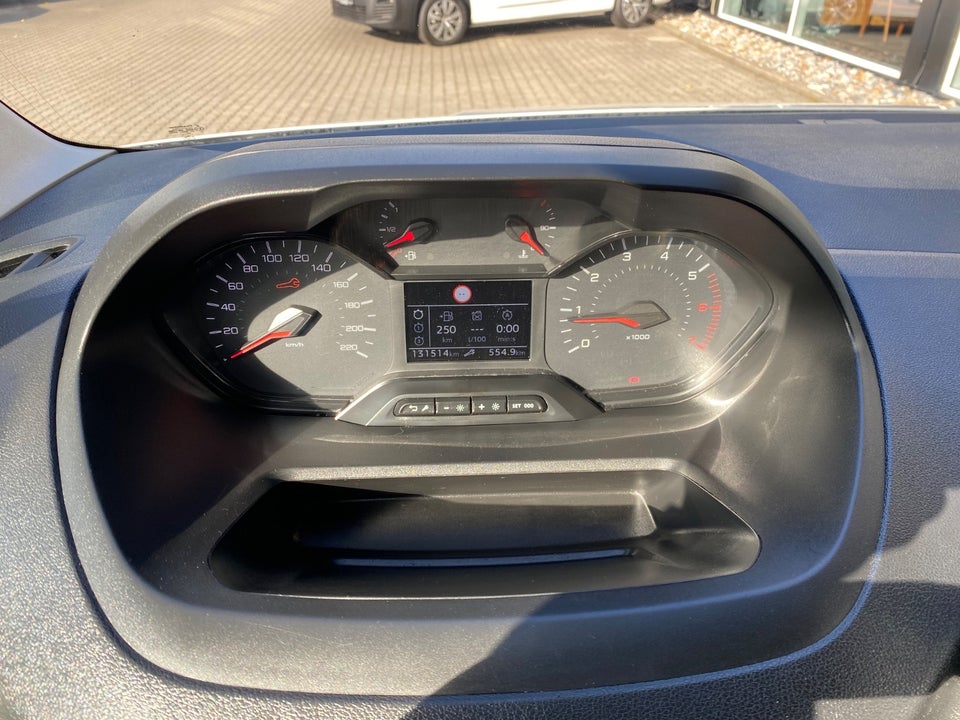 Peugeot Partner 1,5 BlueHDi 100 L2V2 Grip Van