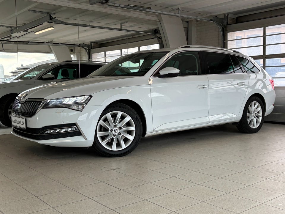Skoda Superb 1,4 TSi iV Combi DSG 5d