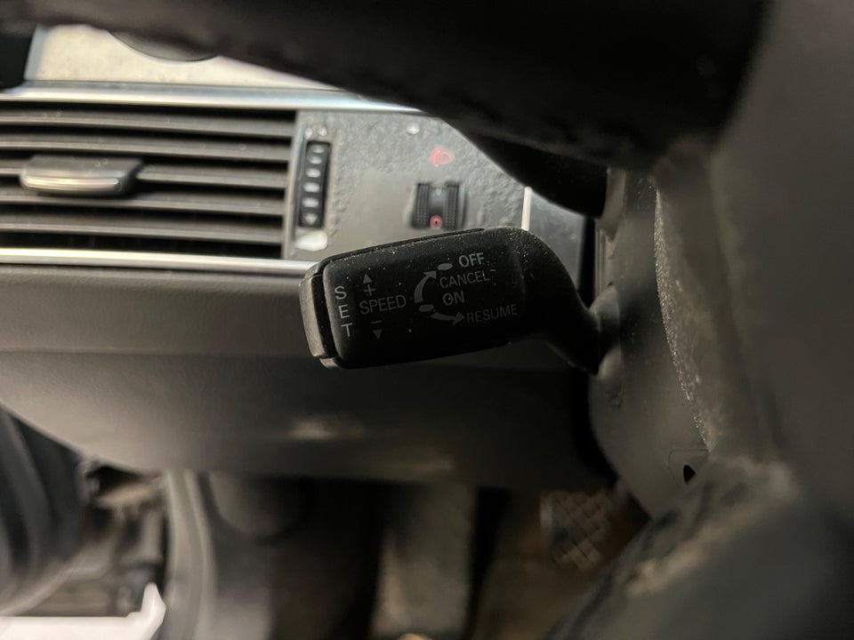 Audi A6 2,4 V6 4d