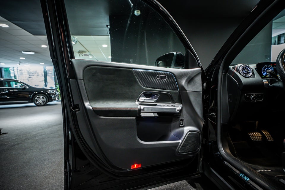 Mercedes EQB350 AMG Advance 4Matic 5d