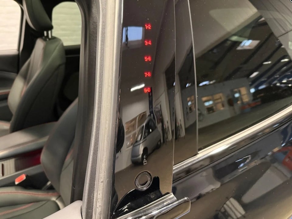 Ford Mustang Mach-E 88 Extended Range AWD 5d