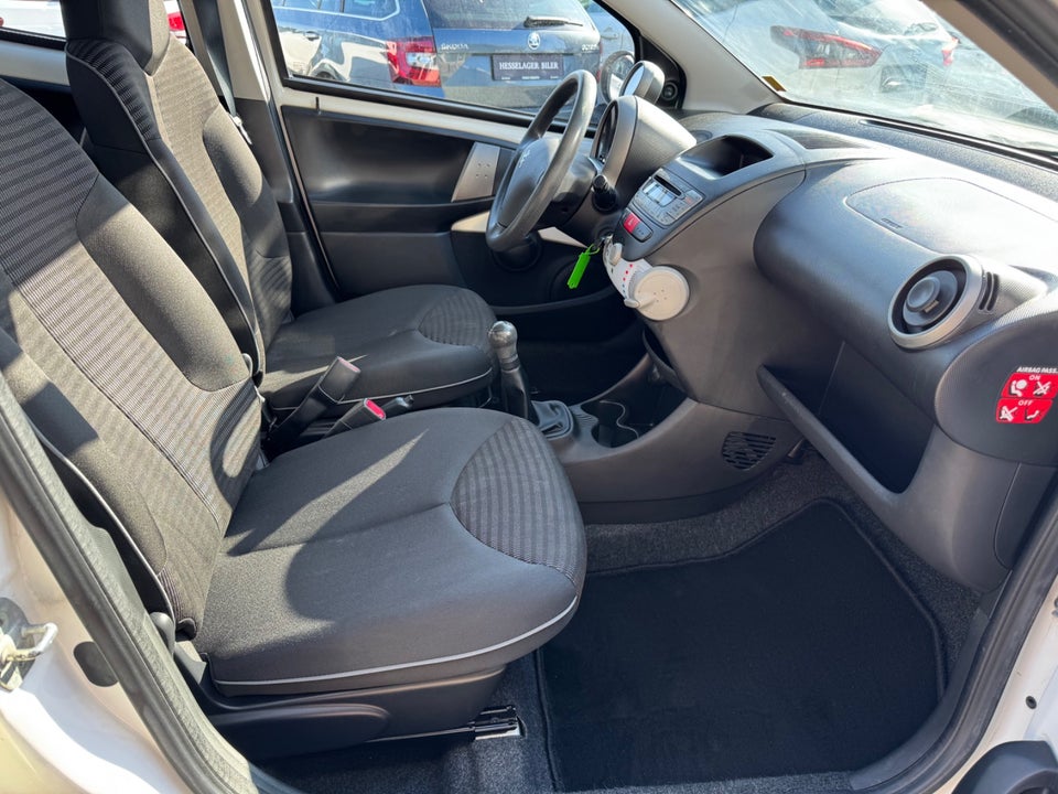 Peugeot 107 1,0 Active 5d