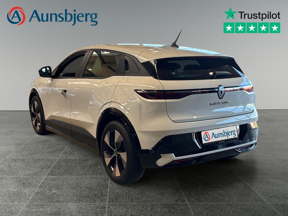 Renault Megane E-Tech 40 Equilibre 5d