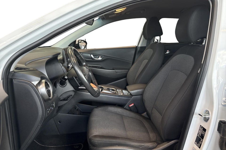 Hyundai Kona 64 EV Business 5d