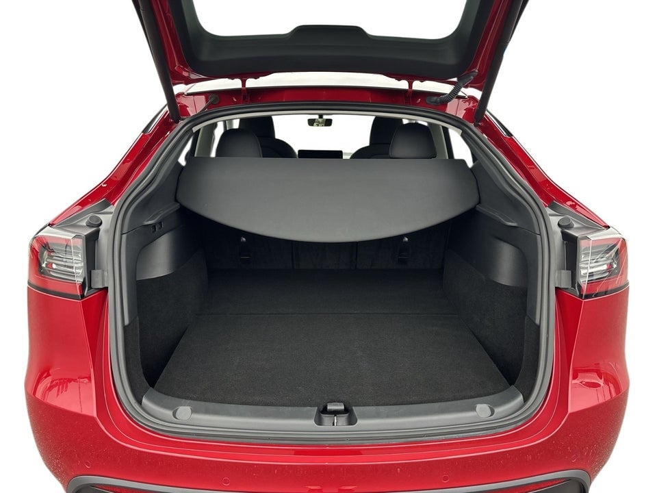 Tesla Model Y Long Range AWD 5d