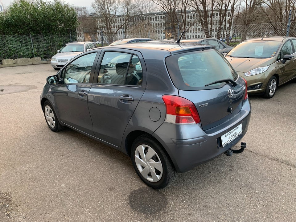 Toyota Yaris 1,3 T2 5d