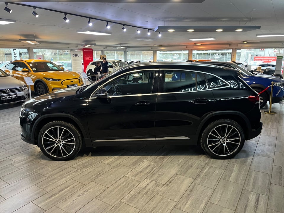 Mercedes EQA250 5d