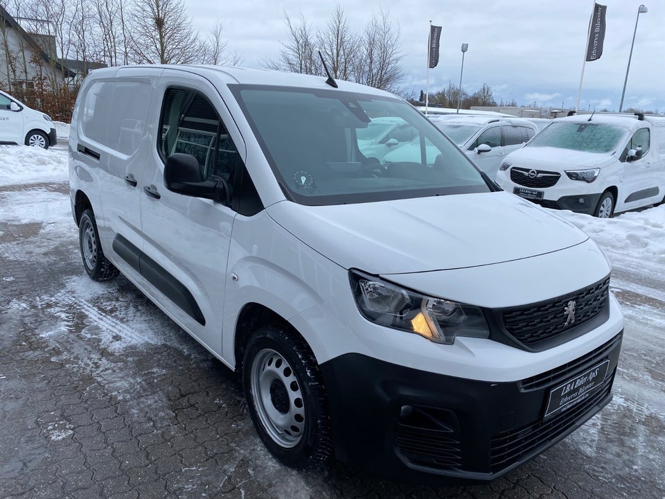 Peugeot Partner 1,5 BlueHDi 100 L2V2 Plus Van