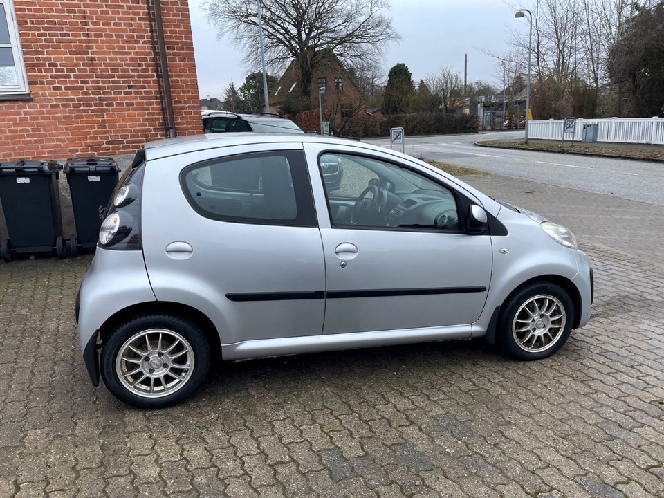 Citroën C1 1,0 VTi Feel 5d