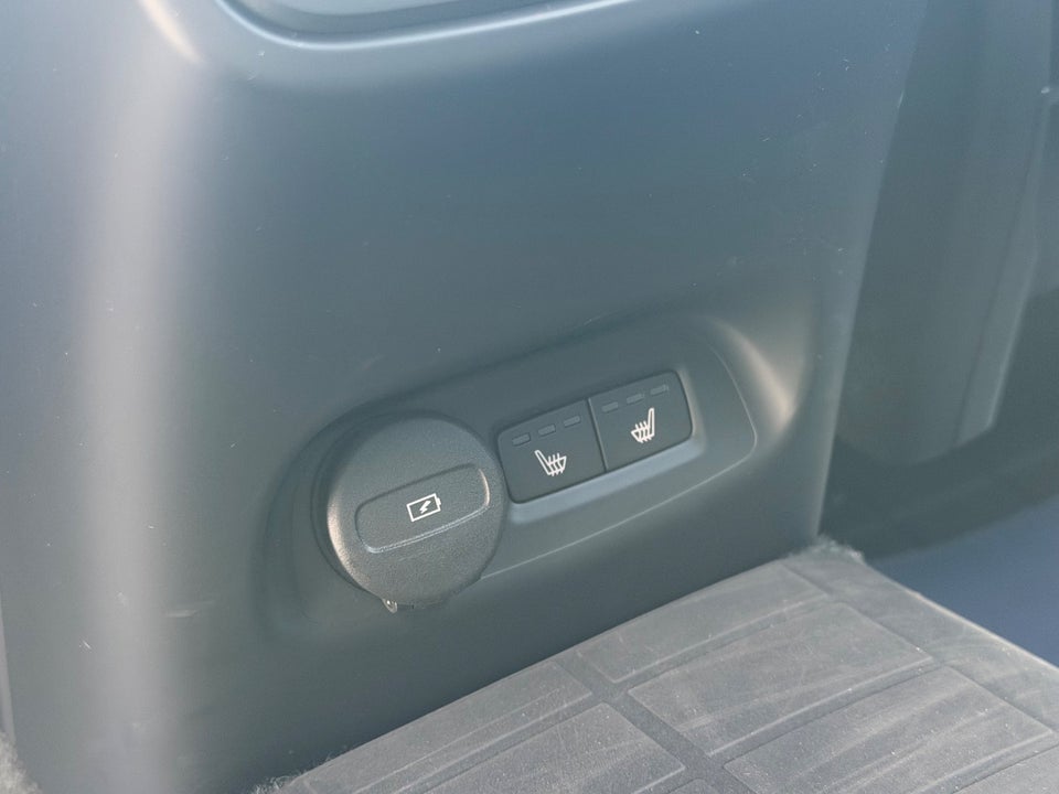 Volvo XC40 ReCharge Core 5d
