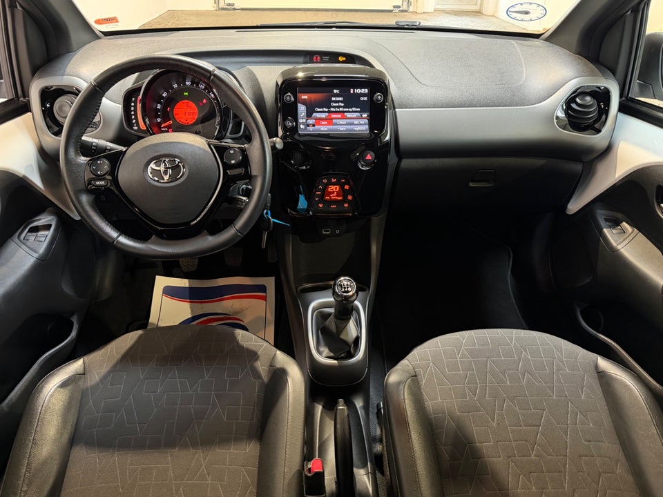 Toyota Aygo 1,0 VVT-i x-cite 5d