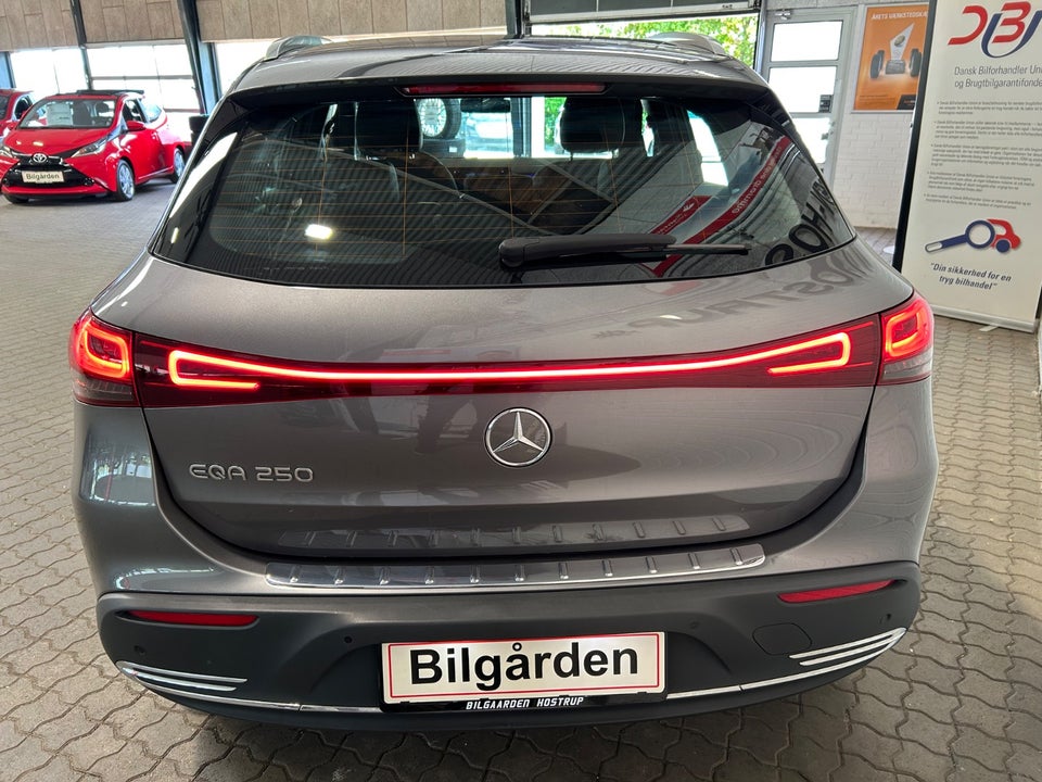 Mercedes EQA250 Progressive 5d