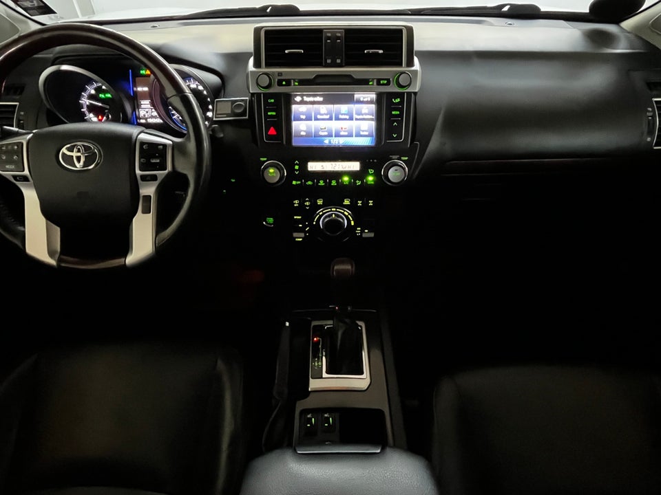 Toyota Land Cruiser 2,8 D-4D T4 aut. 7prs 5d