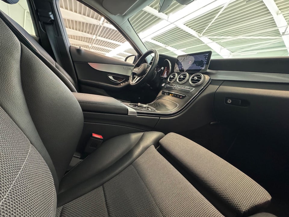 Mercedes C220 d 2,0 Avantgarde aut. 4d