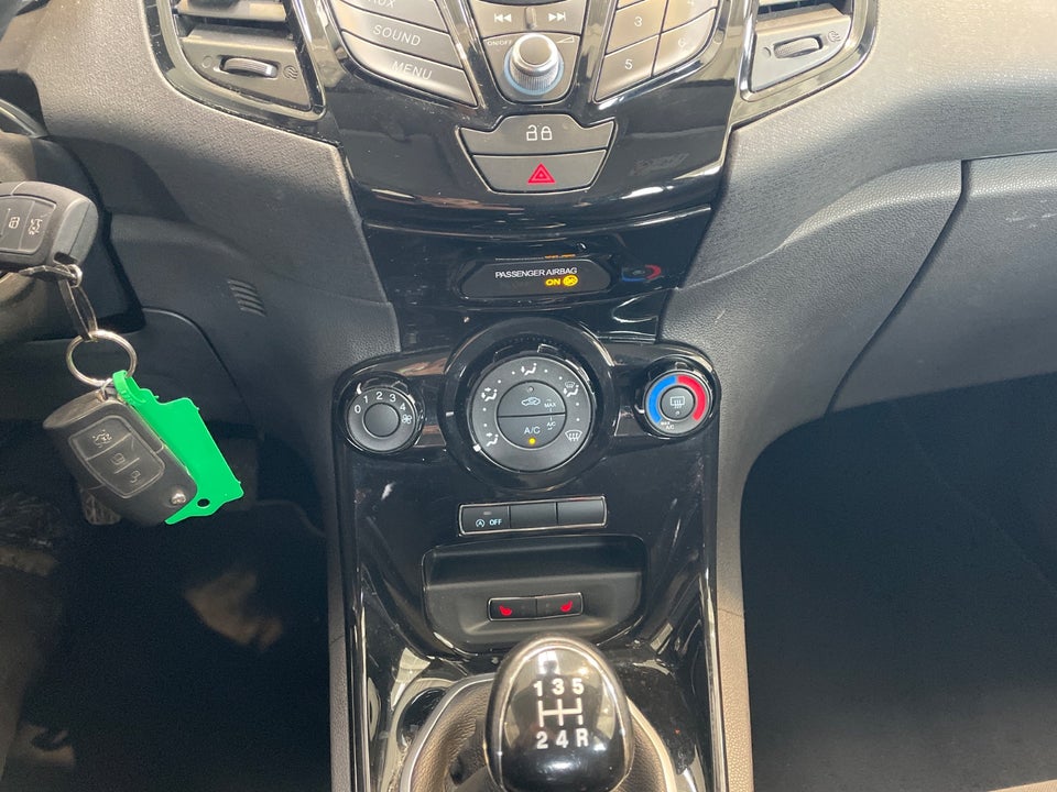 Ford Fiesta 1,0 SCTi 100 Titanium 5d