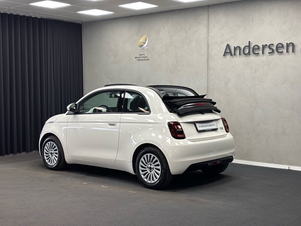 Fiat 500e 42 Icon Cabrio 2d