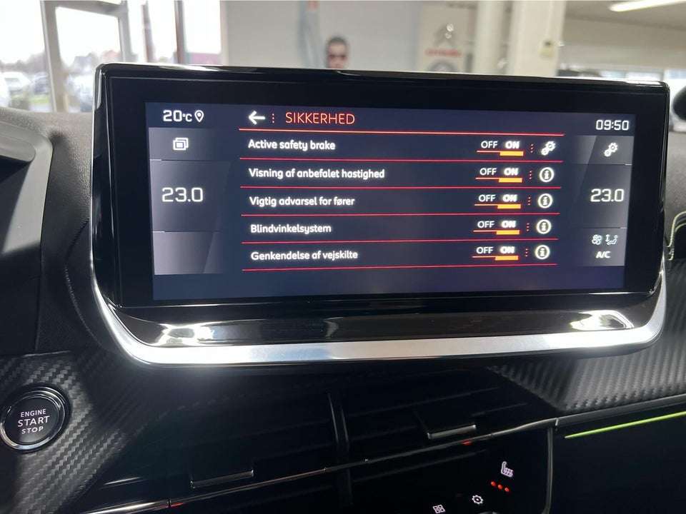 Peugeot 2008 1,2 PureTech 130 GT EAT8 5d